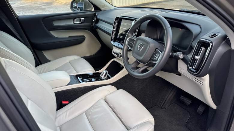 Volvo Xc40 1.5 T3 [163] Inscription Pro 5dr Geartronic Petrol Estate